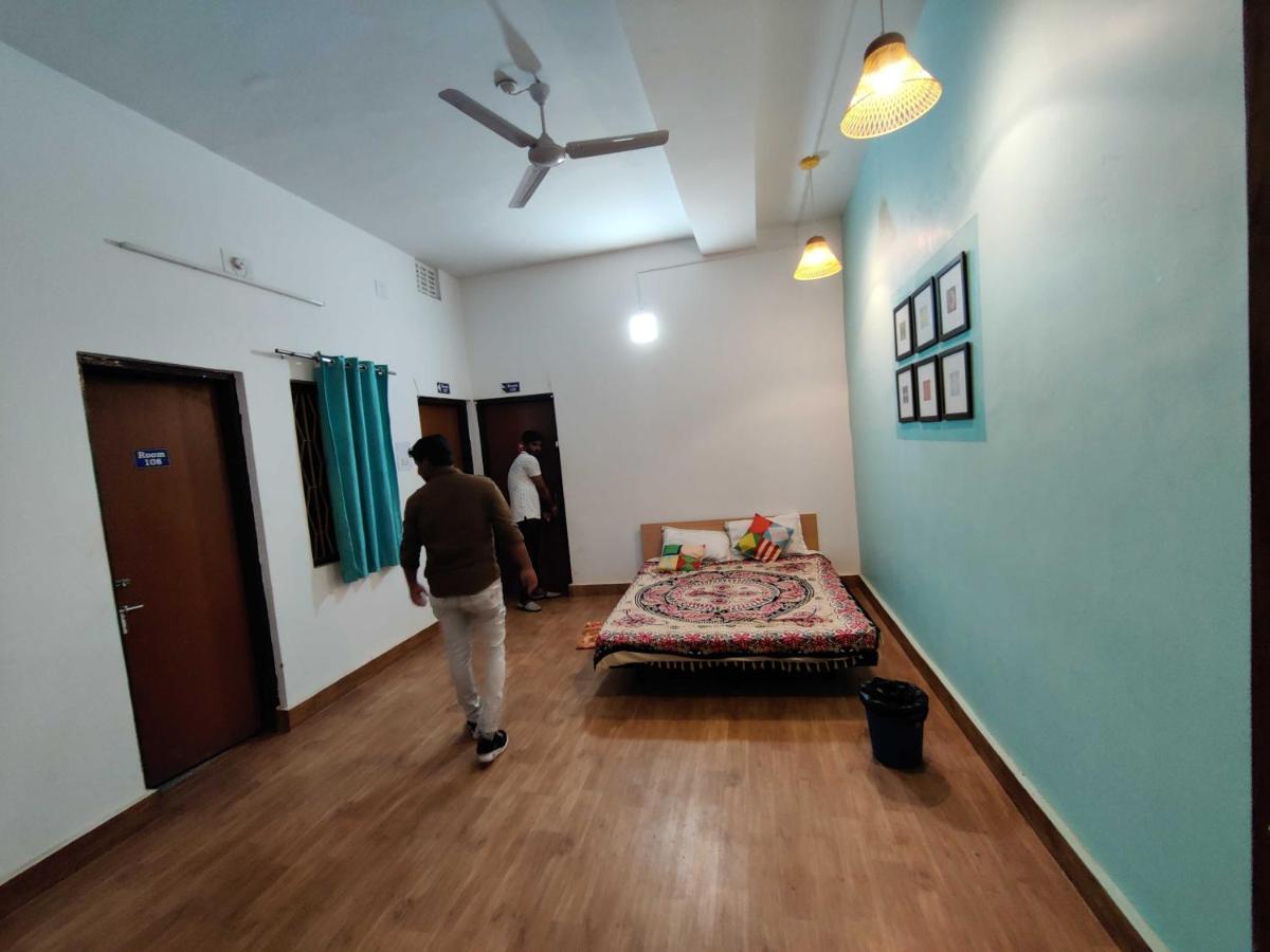 Hotel O Housefull Residency Khandagiri Exterior foto